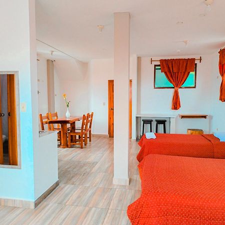 Suites En El Centro プエルトアヨラ エクステリア 写真