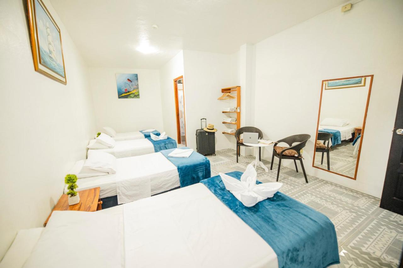 Suites En El Centro プエルトアヨラ エクステリア 写真