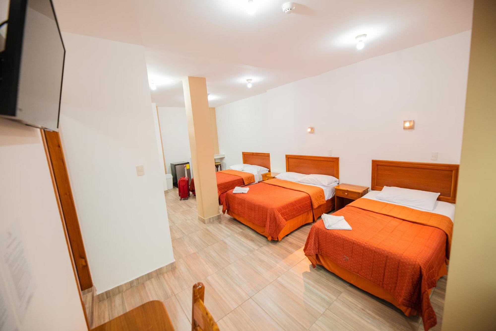 Suites En El Centro プエルトアヨラ エクステリア 写真