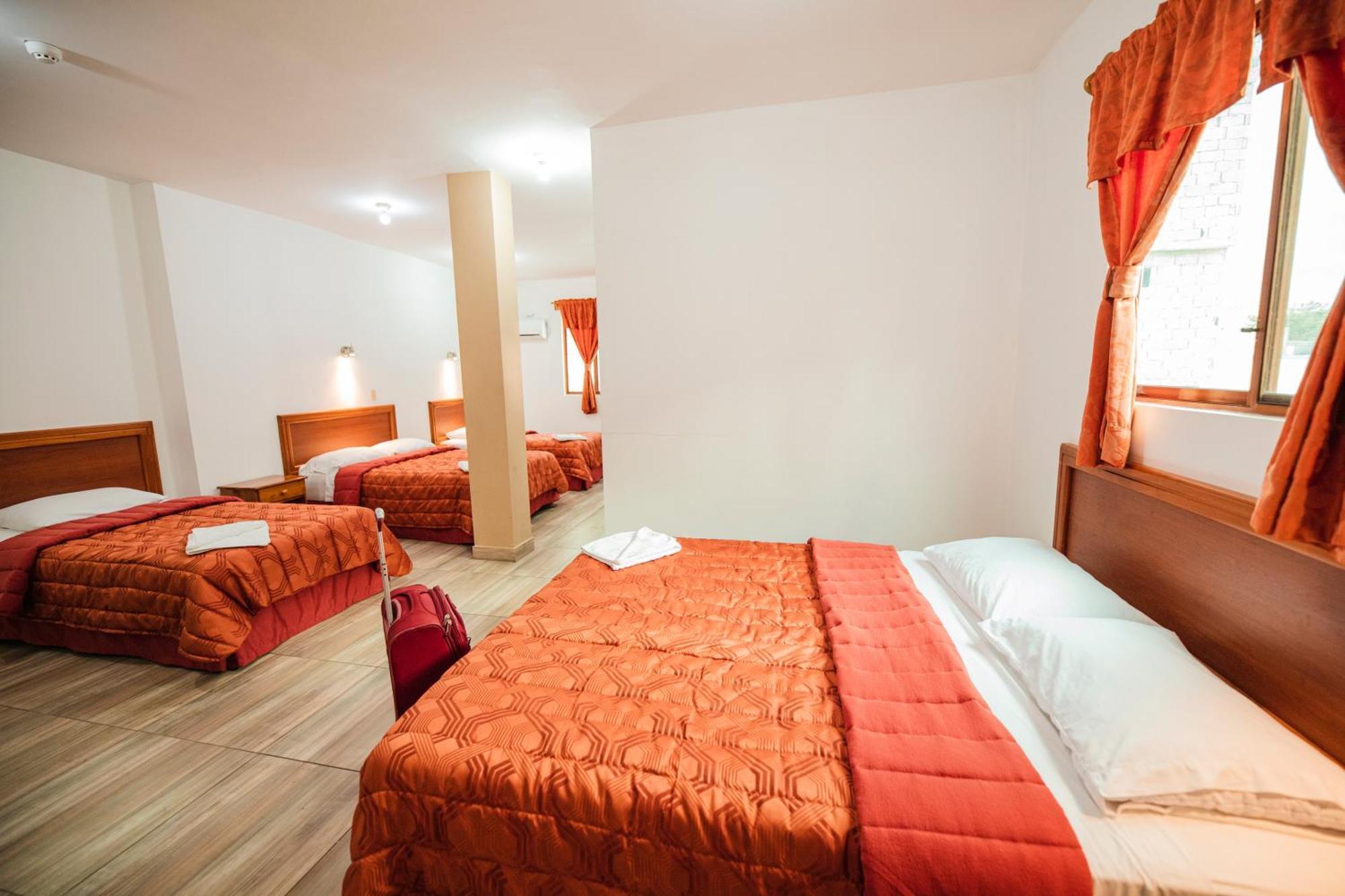Suites En El Centro プエルトアヨラ エクステリア 写真