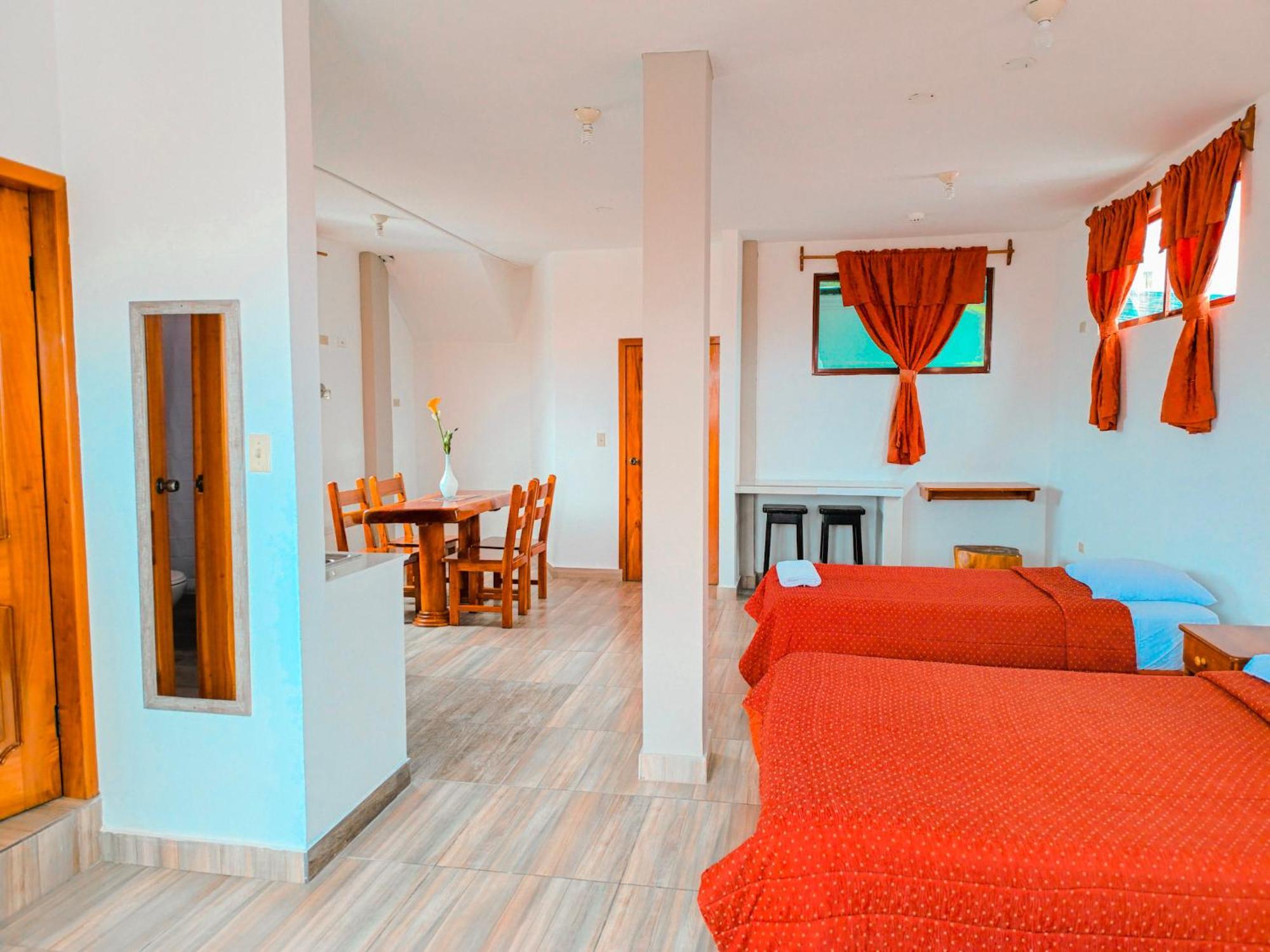 Suites En El Centro プエルトアヨラ エクステリア 写真