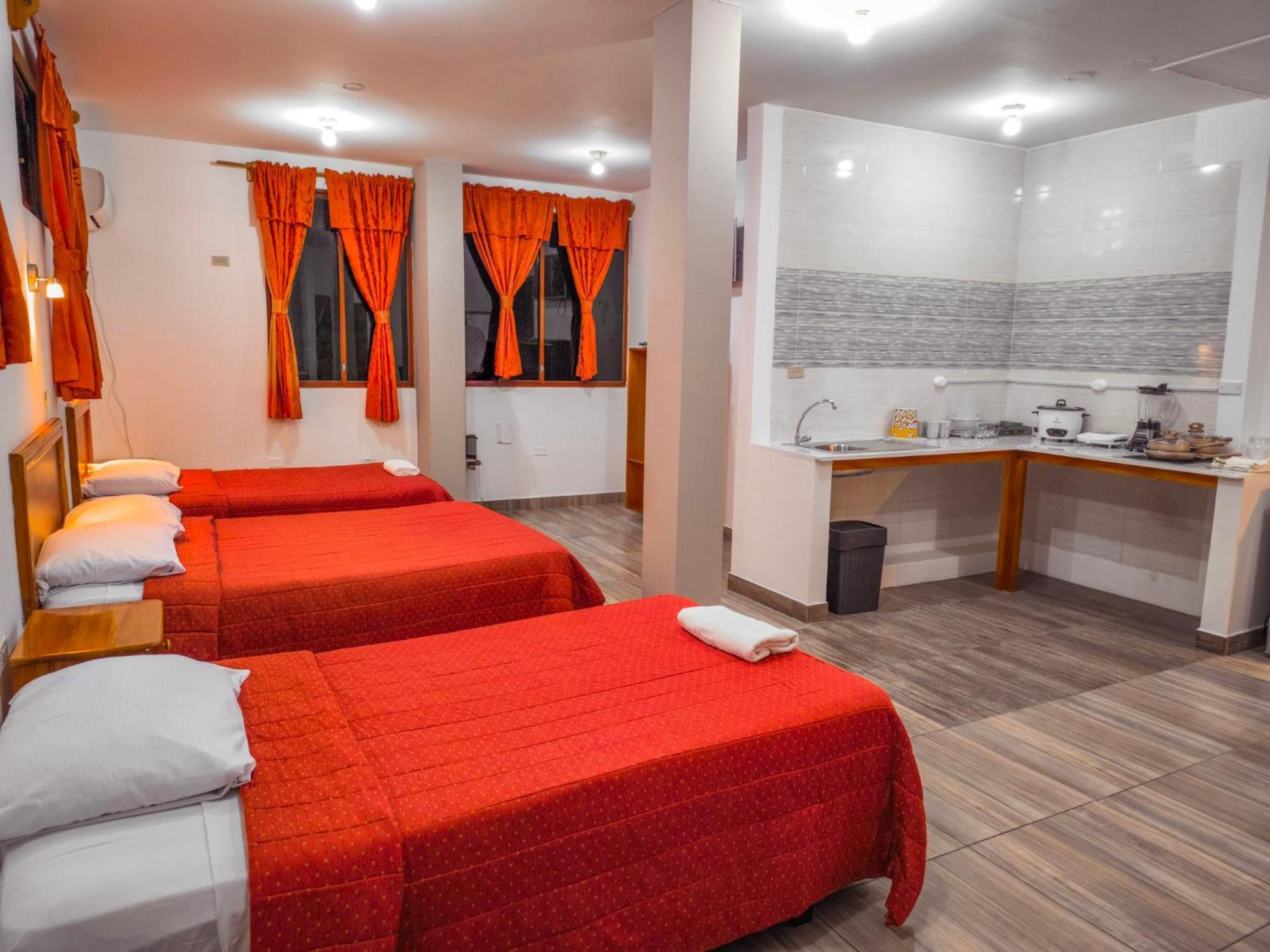 Suites En El Centro プエルトアヨラ エクステリア 写真