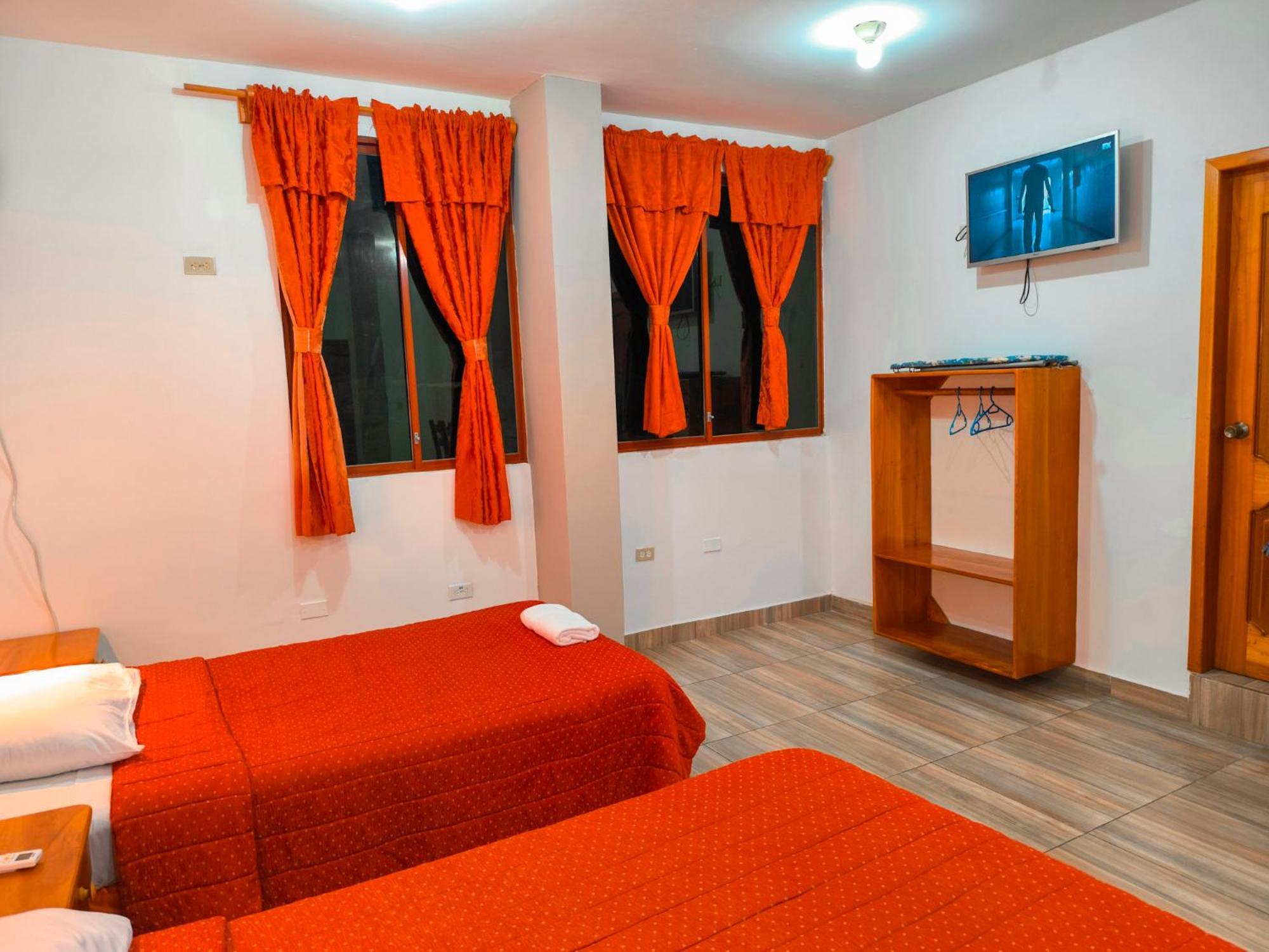 Suites En El Centro プエルトアヨラ エクステリア 写真