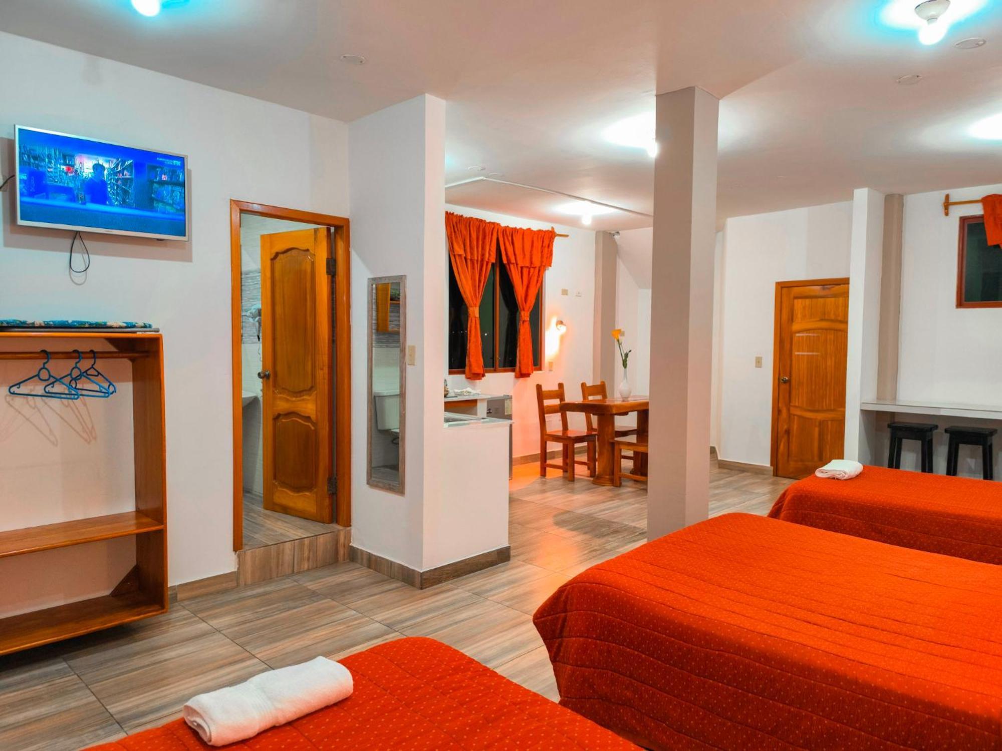 Suites En El Centro プエルトアヨラ エクステリア 写真